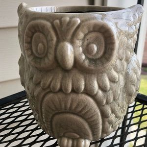 Owl planter